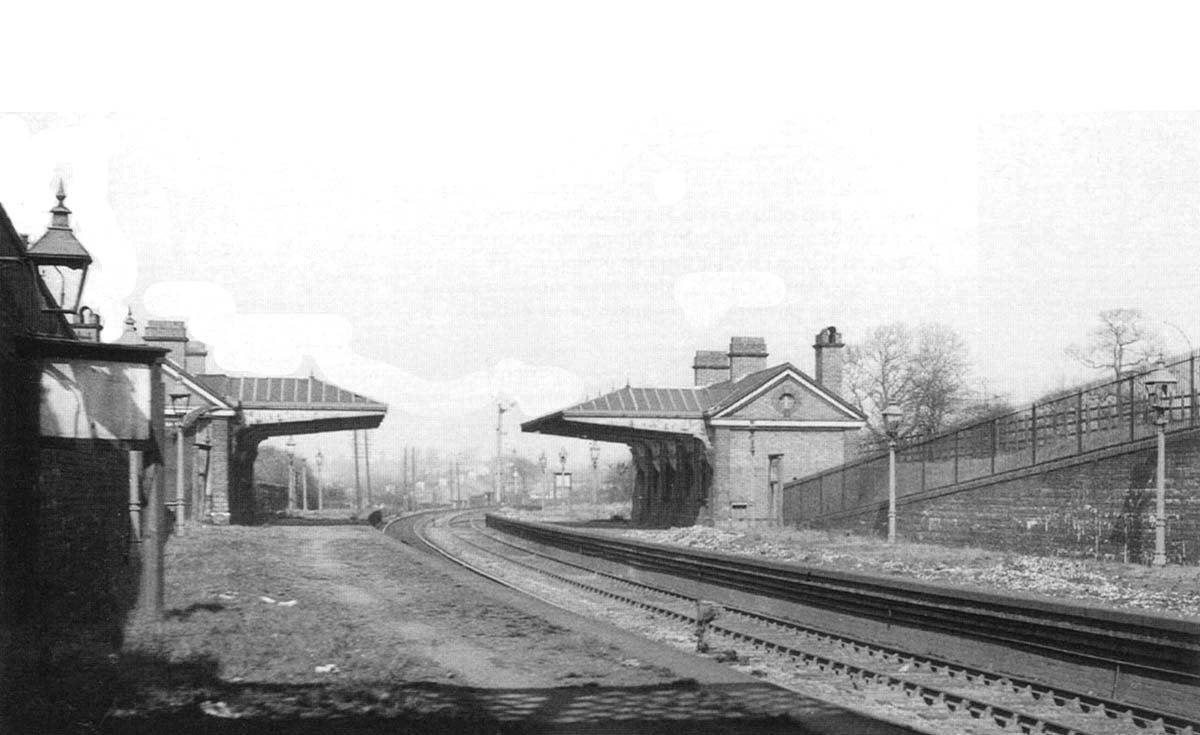 View taken from underneath Cartland Road bridge on the up platform looking towards Camp Hill on 26th March 1950