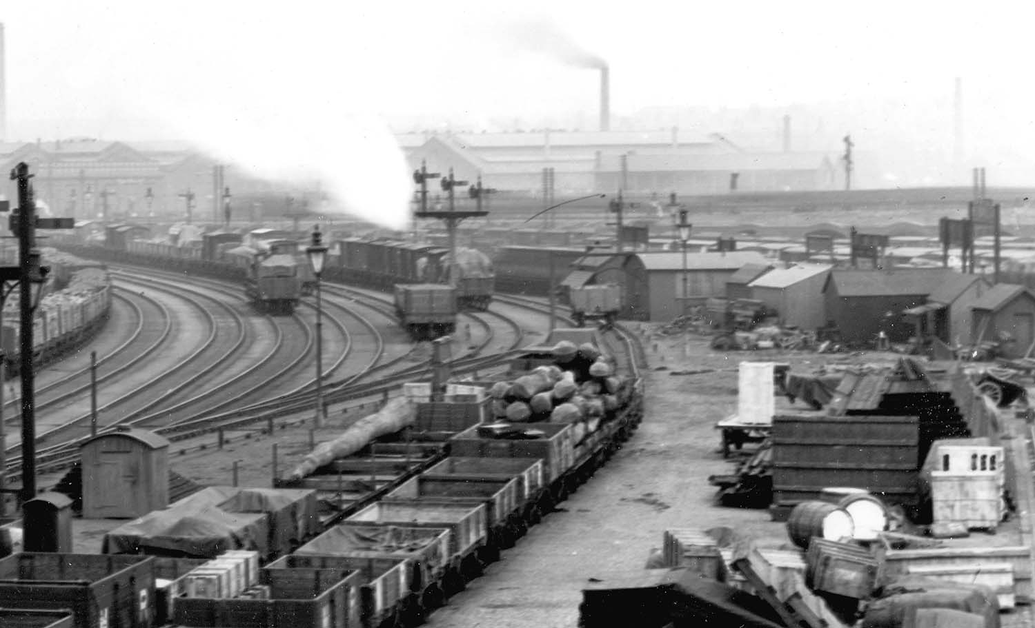 Close up of Lawley Street sidings as they sweep around to run parallel with the main Derby to Birmingham and the Camp Hill lines