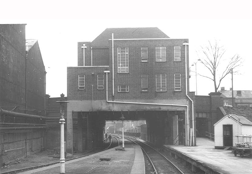 Looking towards Longbridge Junction at the East end of Longbridge Station on 12th March 1962