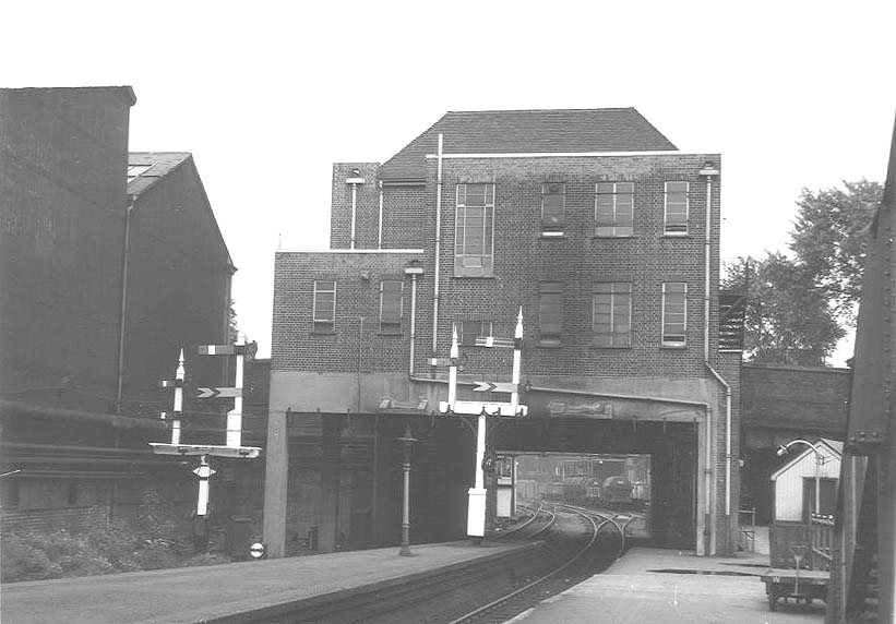 Looking towards Longbridge Junction at the East end of Longbridge Station on 11th July 1954