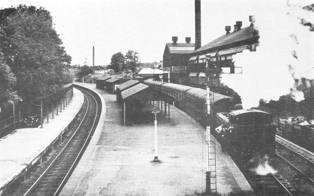 British Railways built 0-6-0PT No 7449 arrives with a Workman�s train from Old Hill on 20th August 1957