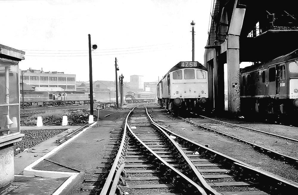 A general view of Saltley MPD Yard with a variety of Sulzer power units only in view 17th July 1968
