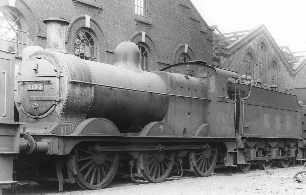 Ex-MR 3F 0-6-0 No 3435 stands along side Saltley's No 3 shed with the letters LMS nearly obscured on 28th September 1947