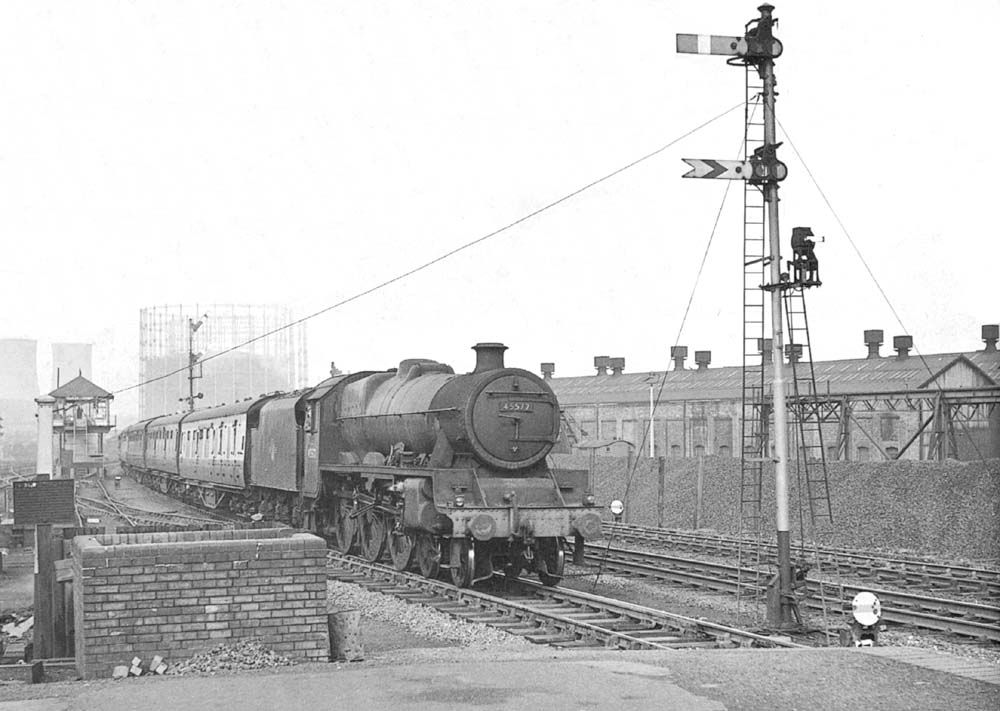 Ex-LMS 5XP Jubilee Class No 45572 Eire passes Saltley on 12:32 pm York to Bristol service