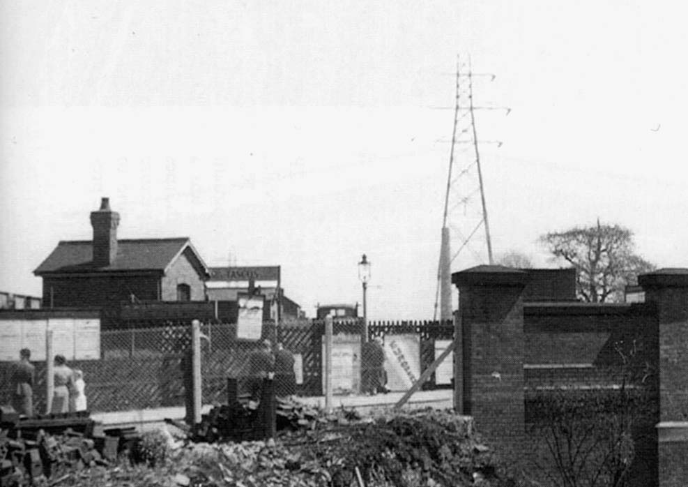 Close up showing Selly Oak station's weigh bridge office and some of the yard's coal merchant facilities