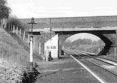 Close up showing the refurbished waiting room on the up platform and the footpath leading to Watling Street