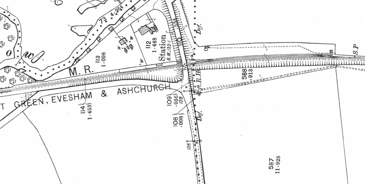 A 1904 25 inch to the Mile Ordnance Survey map of Wixford showing the modified siding with shorter head shunts