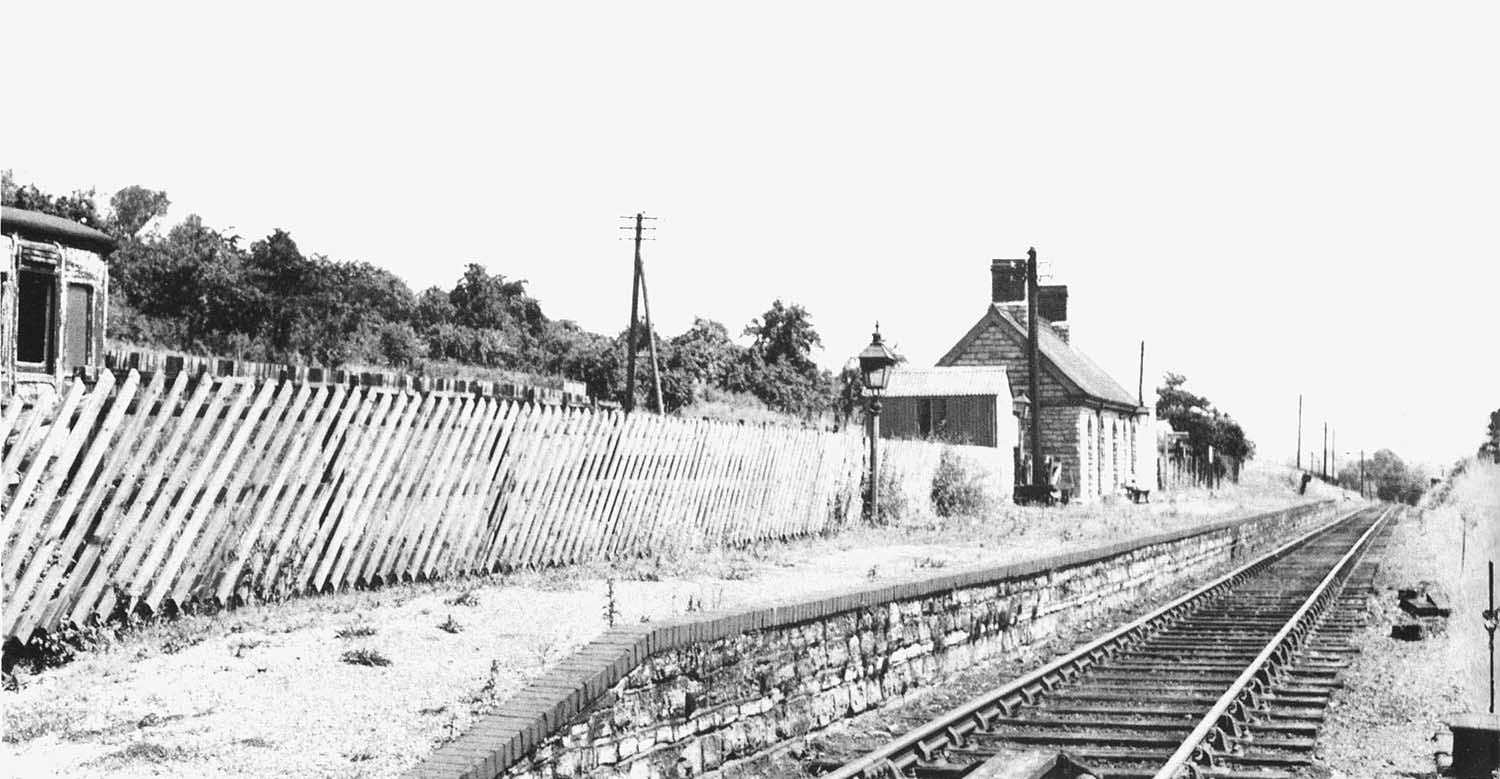 Looking from the Bidford upon Avon end of Binton station towards Stratford upon Avon shortly after the station was closed to passengers