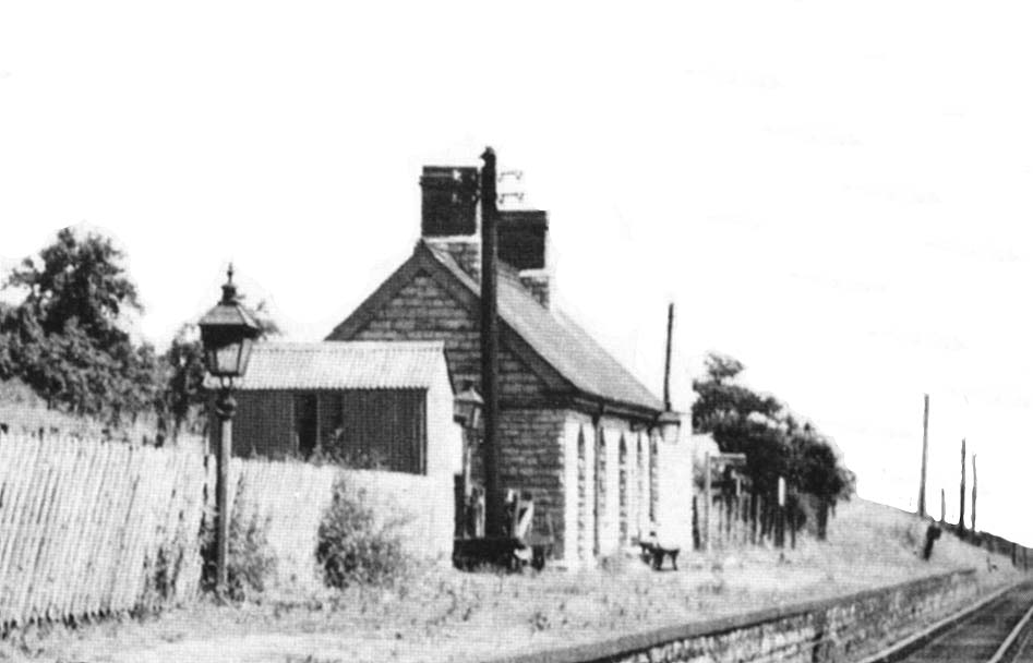 Close up showing the otherside of Binton station with the corrugated metal hut defining the goods yard's boundary