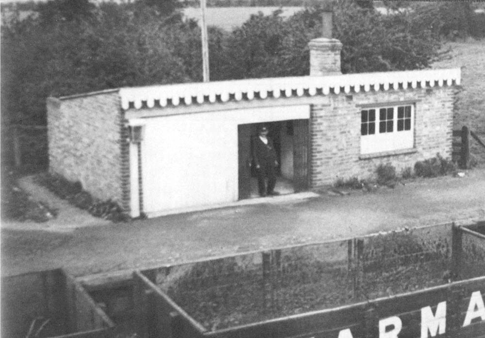 Close up of Burton Dassetts unique style of platform structure