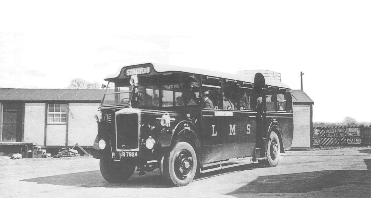 The Ro-Railer about to leave Stratford upon Avon goods yard for the Welcombe Hotel in April 1932