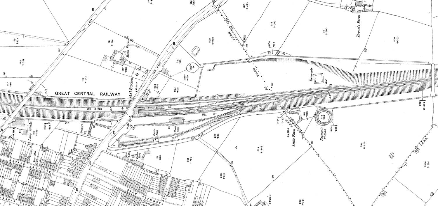 A 1912 25 inches to the mile Ordnance Survey Map of Rugby's Great Central station and refuge sidings