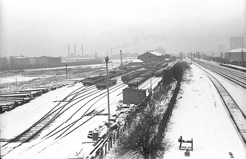 Looking towards Water Orton with Bromford Tube Company's exchange sidings on the left in 1962