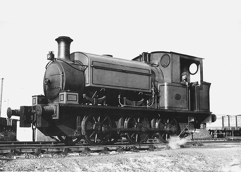 Manning Wardle 0-6-0ST Works No 2047 is seen at Rugby Cement's New Bilton Works yard on 18th March 1961