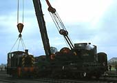The breakdown crane demonstrated using a withdrawn BR diesel loco D2146 from Bird's scrap yard