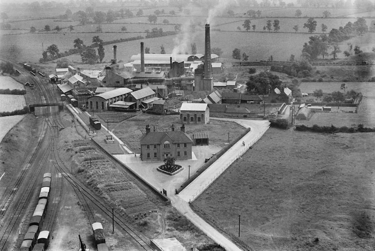 Close up of the second of three aerial views of Southam Cement Works, Long Itchington, taken in 1932