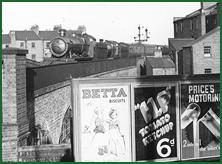 The GWR in Warwickshire - A GWR Hall and Bulldog approach Leamington station's down platform